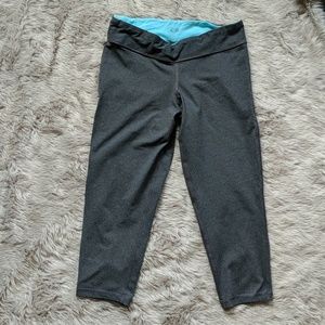 Champion C9 athletic Capris - reversible